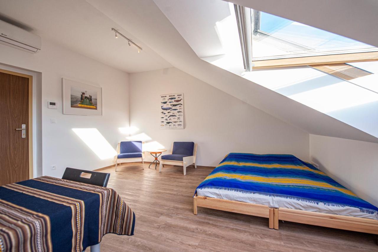 Blue President Apartment Bratislava Luaran gambar